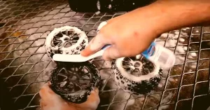 Wheel cleaning
